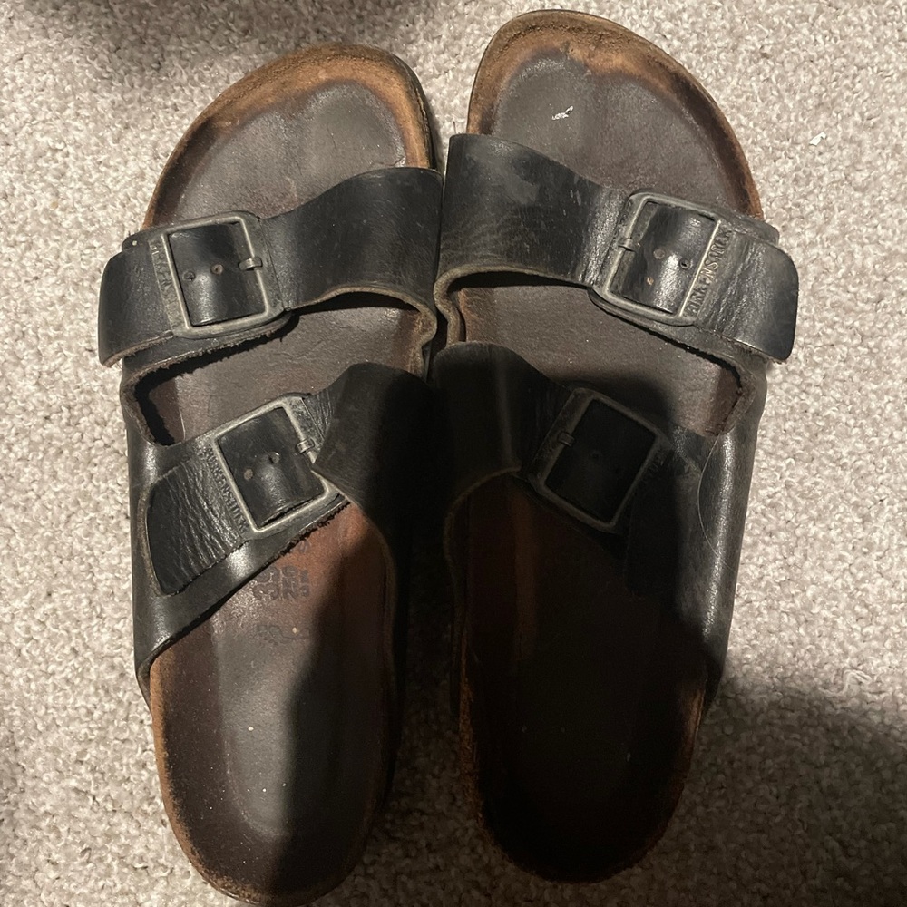 black birkenstock’s